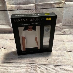Banana Republic womens shirts size small NIB
